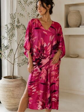 Natori Pink Floral Satin Caftan Dress XS V Neck Kimono Sleeve Resortwear